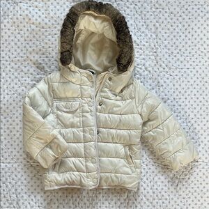 3t gap girls Cream Hooded Puffer Jacket with Faux Fur Trim